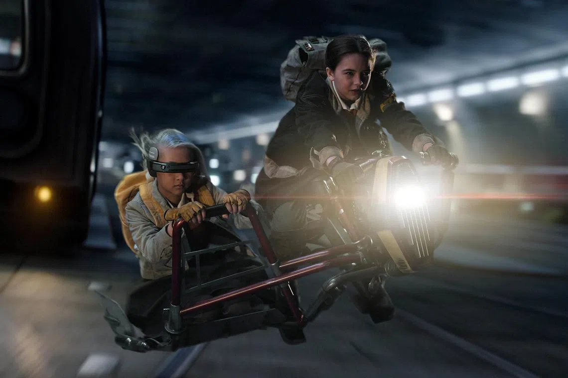 Kyriana Kratter (left) and Ryan Kiera Armstrong in Star Wars: Skeleton Crew.