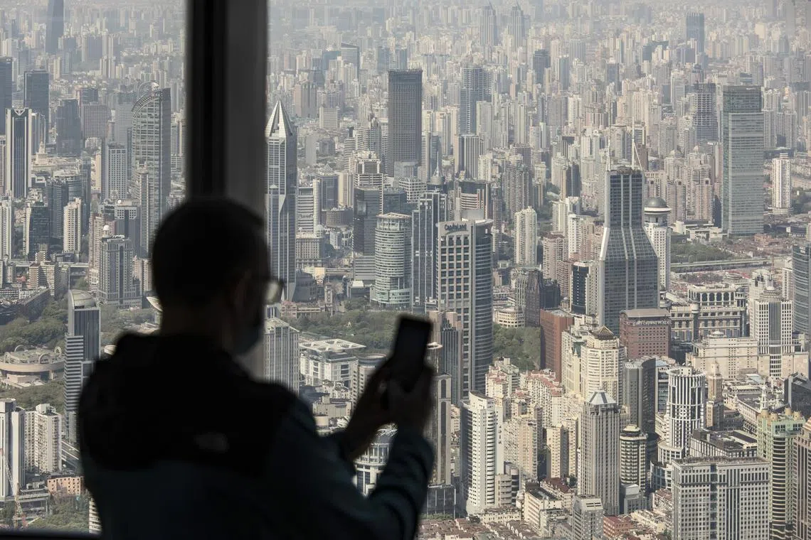 More than 90 per cent of university-educated citizens from age 22 to 32 say investing is a key part of their life plan.