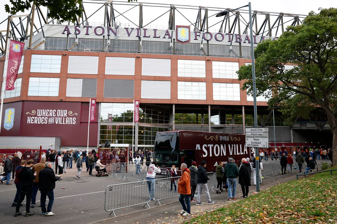 Soccer Football - Premier League - Aston Villa v Burnley - Villa Park, Birmingham, Britain - October 5, 2025 General view outside the stadium as the Aston Villa team bus arrives before the match Action Images via Reuters/Peter Cziborra