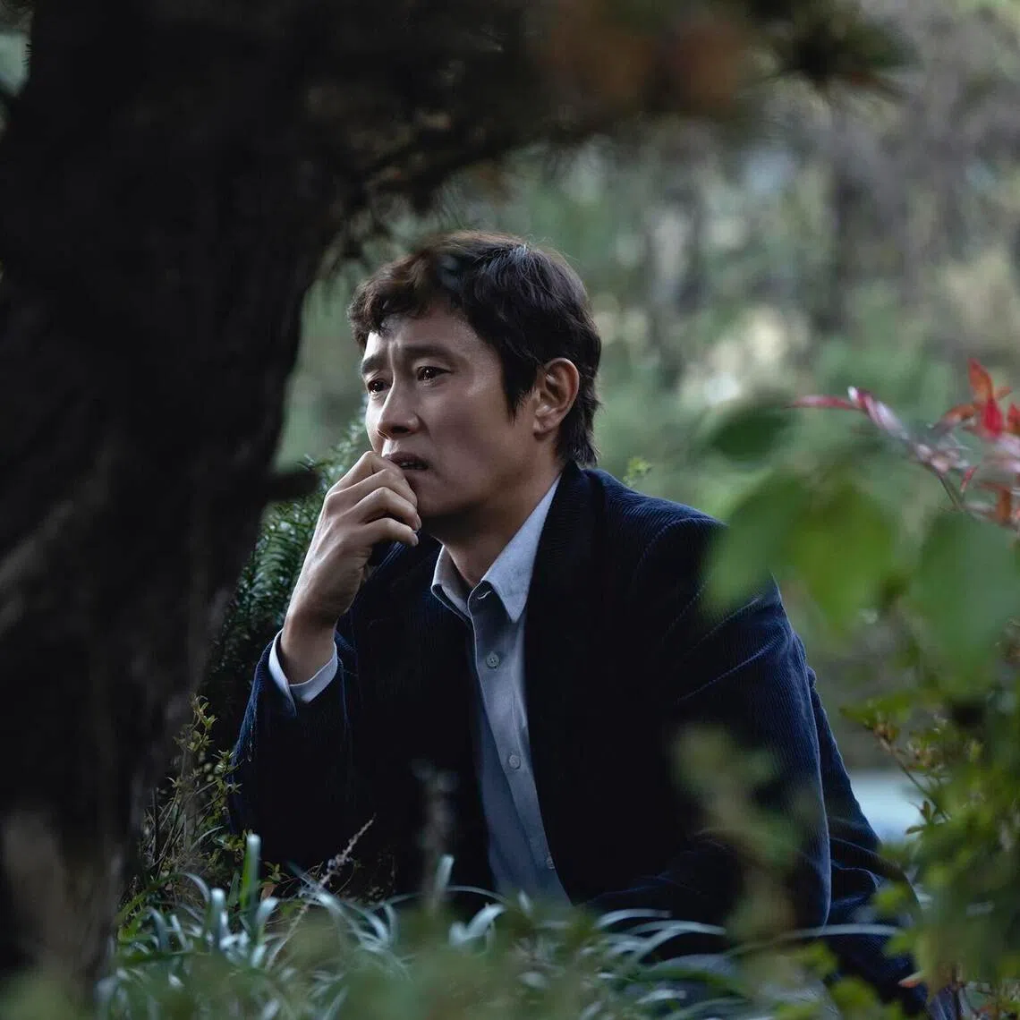 jomovie22 - Lee Byung-hun in No Other Choice.

Source: PHOTO: GOLDEN VILLAGE