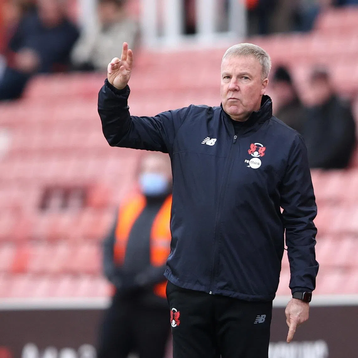 Soccer Football - FA Cup Third Round - Stoke City v Leyton Orient - bet365 Stadium, Stoke-on-Trent, Britain - January 9, 2022 Leyton Orient manager Kenny Jackett during the match  Action Images via Reuters/Molly Darlington
