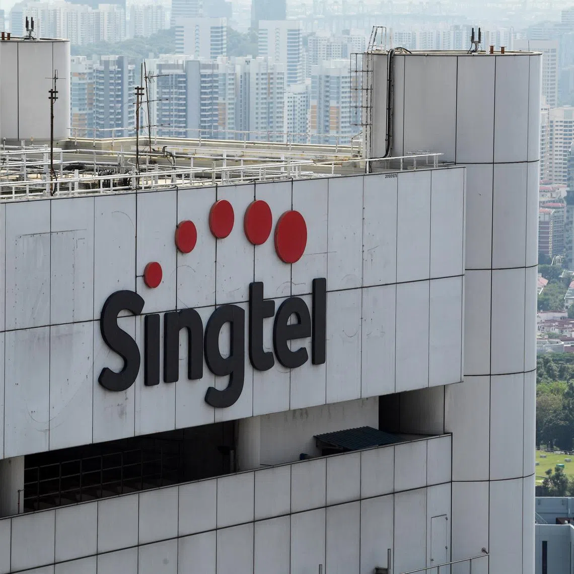 The project leverages Singtel’s technical expertise in consortium partnerships and submarine cable investments. 