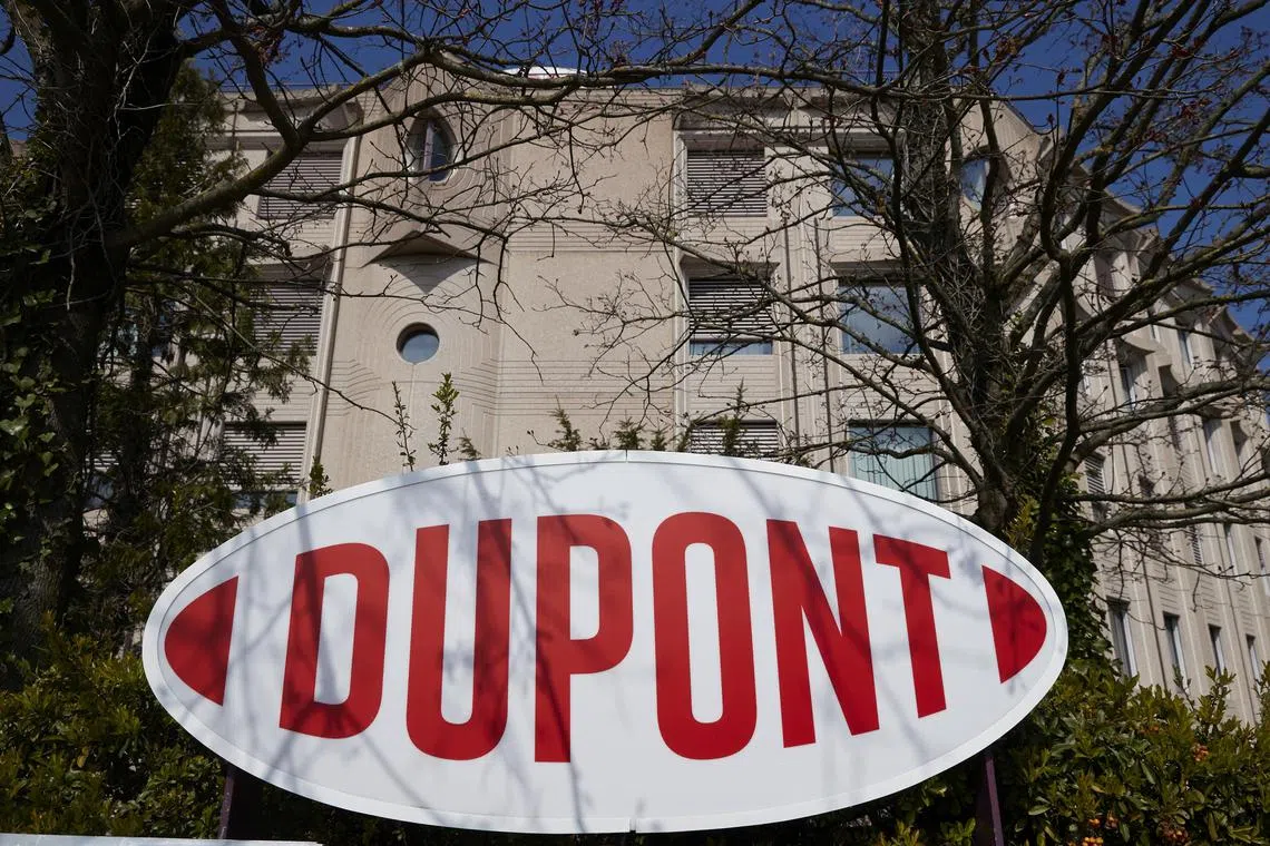 DuPont joins a parade of corporate icons like Johnson & Johnson and General Electric that have broken up in recent years.