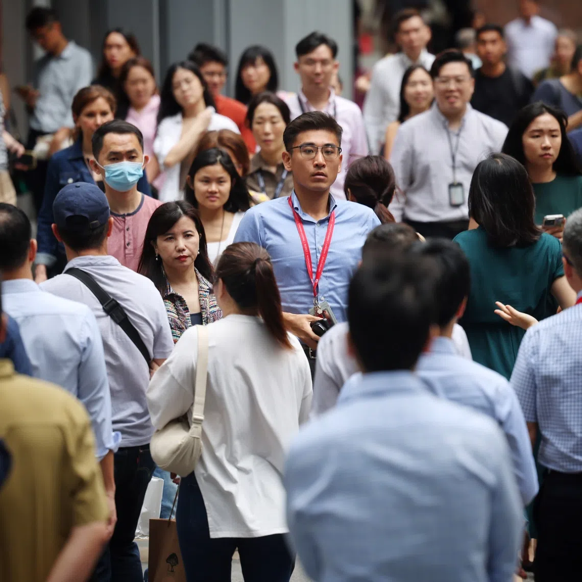 Generic photo of office workers at Raffles Place on Jan 23, 2025.  PMET, CBD, manpower, jobs, wages, employment