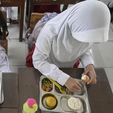 An overall evaluation of the free meals programme in Dairi regency will be held, said the authorities.