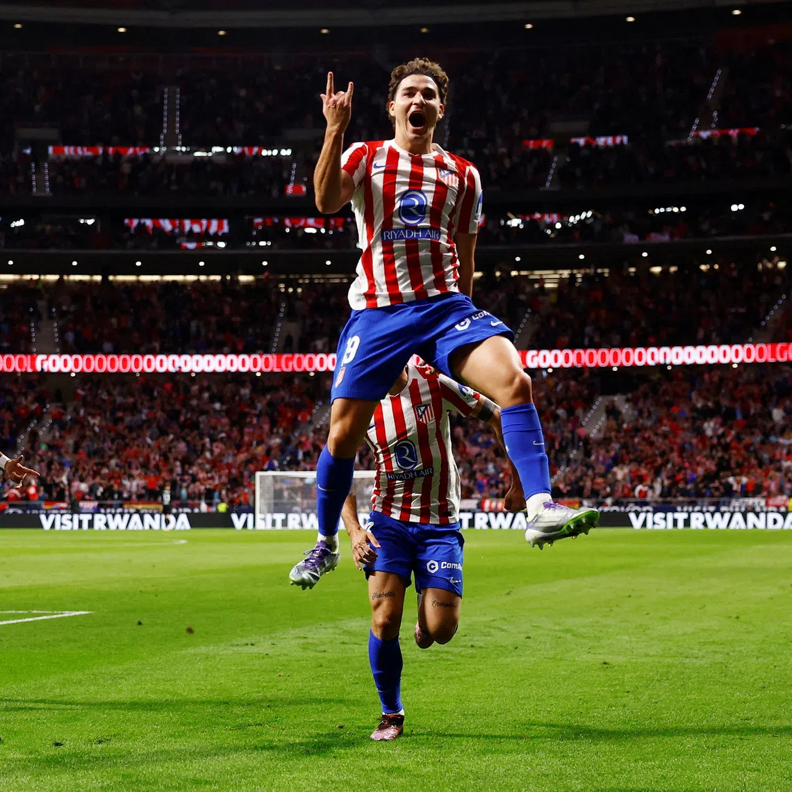 Soccer Football - LaLiga - Atletico Madrid v Rayo Vallecano - Riyadh Air Metropolitano, Madrid, Spain - September 24, 2025 Atletico Madrid's Julian Alvarez celebrates scoring their third goal REUTERS/Susana Vera