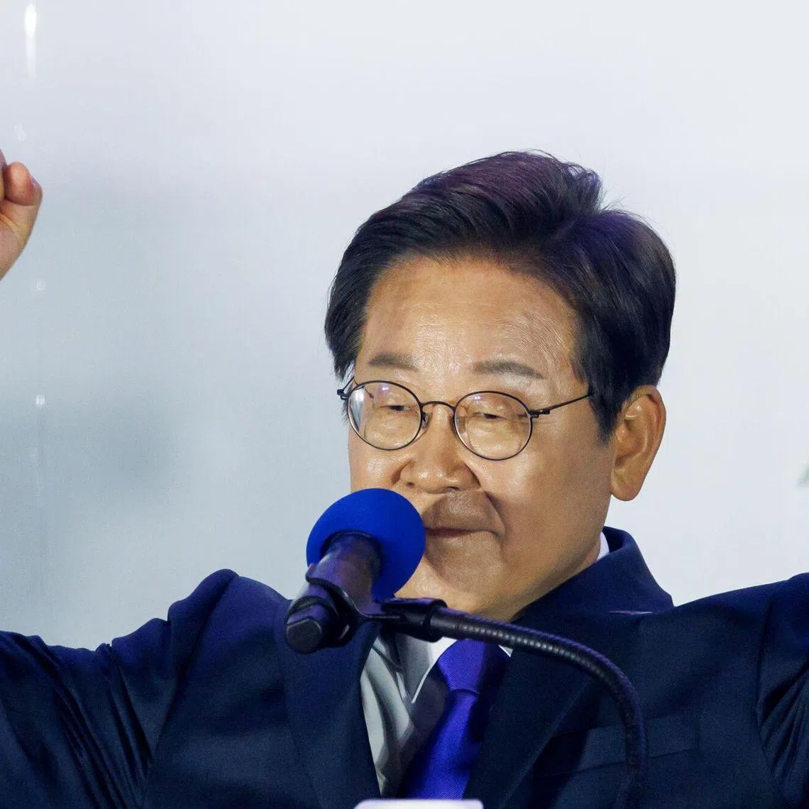 In recent days,  right-wing allies of US President Donald Trump have taken aim at Mr Lee Jae-myung.