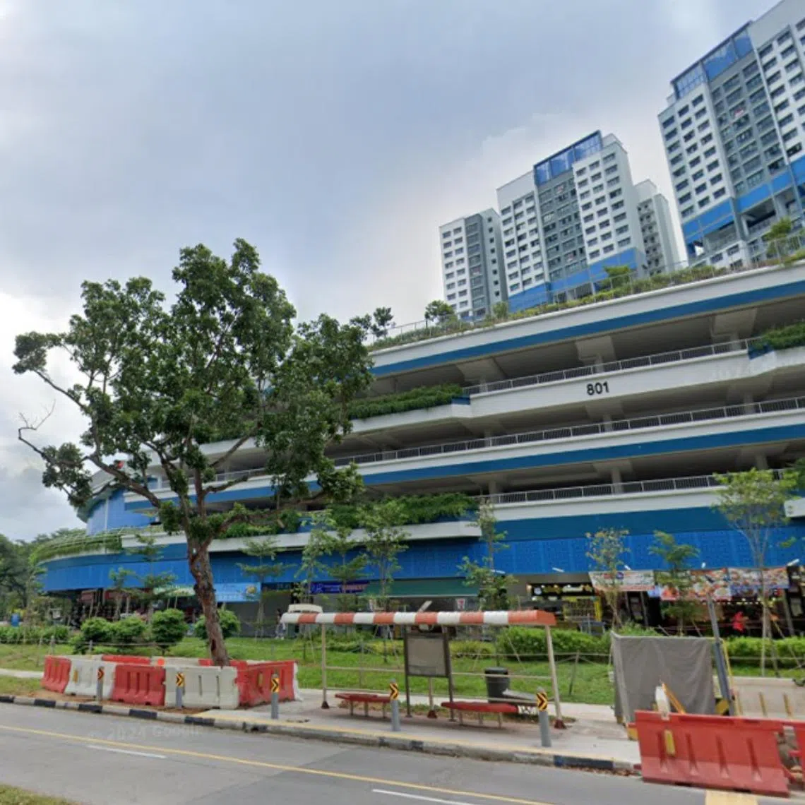 These closures are needed to facilitate the construction of a new pedestrian overhead bridge near Block 801 West Coast Crescent.