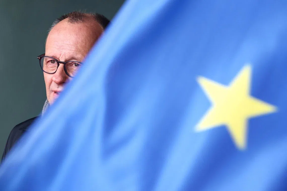 وطن نيوز – ست دول في الاتحاد الأوروبي تدعو إلى الدفع باتجاه أوروبا “ذات السرعتين”.