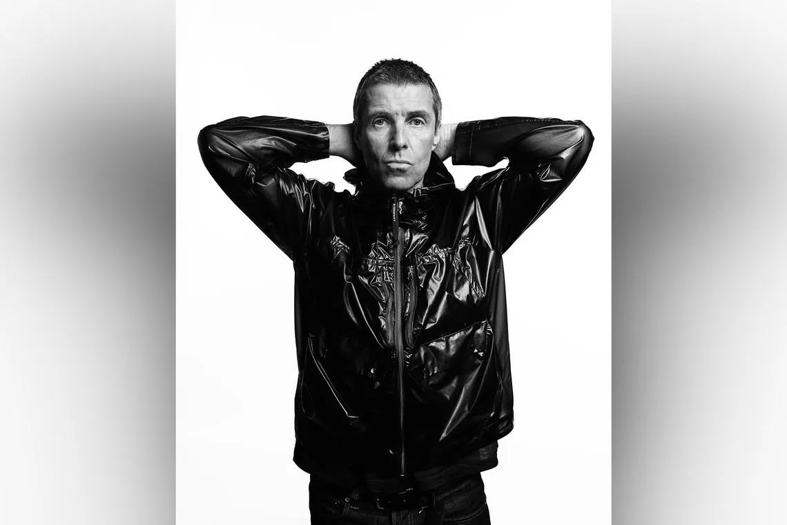 Oasis singer Liam Gallagher criticised the Edinburgh council for its comments on Oasis fans.