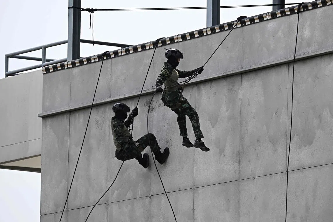 Lieutenant-General Taweepool Rimsakorn that those wishing to skip conscription could pay a fee, and the funds would be used to support voluntary recruits.