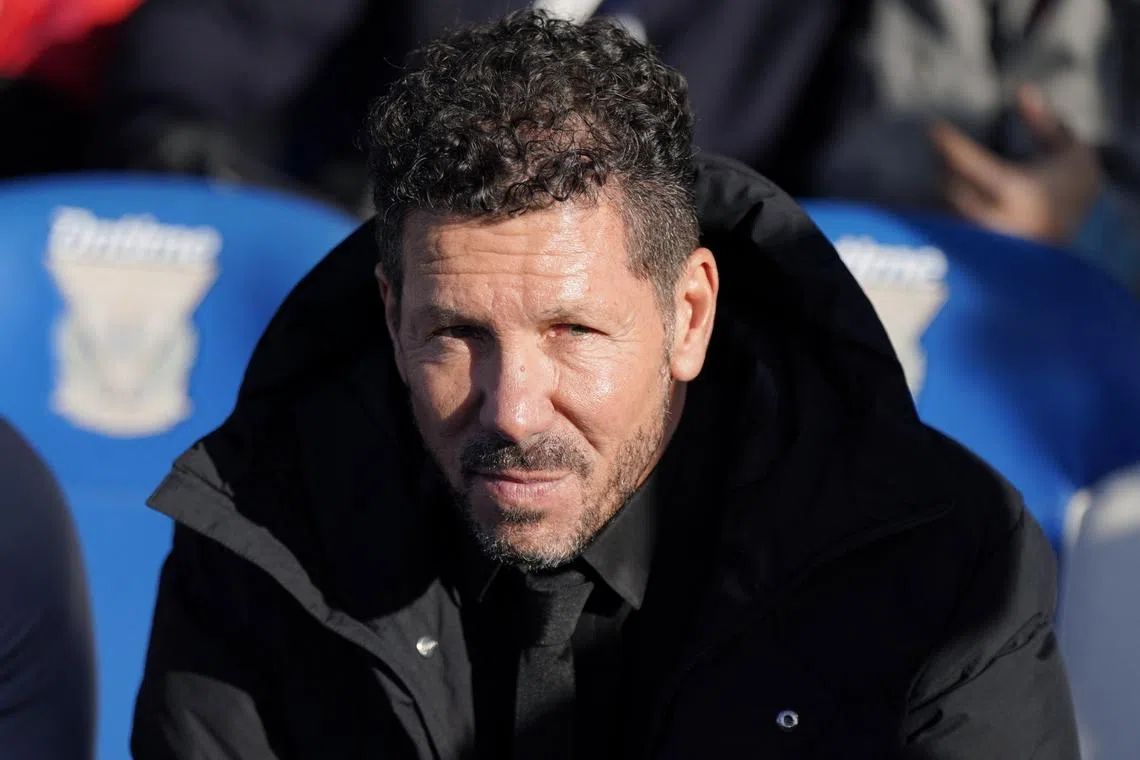 FILE PHOTO: Soccer Football - LaLiga - Leganes v Atletico Madrid - Estadio Municipal de Butarque, Leganes, Spain - January 18, 2025 Atletico Madrid coach Diego Simeone before the match REUTERS/Ana Beltran/File Photo