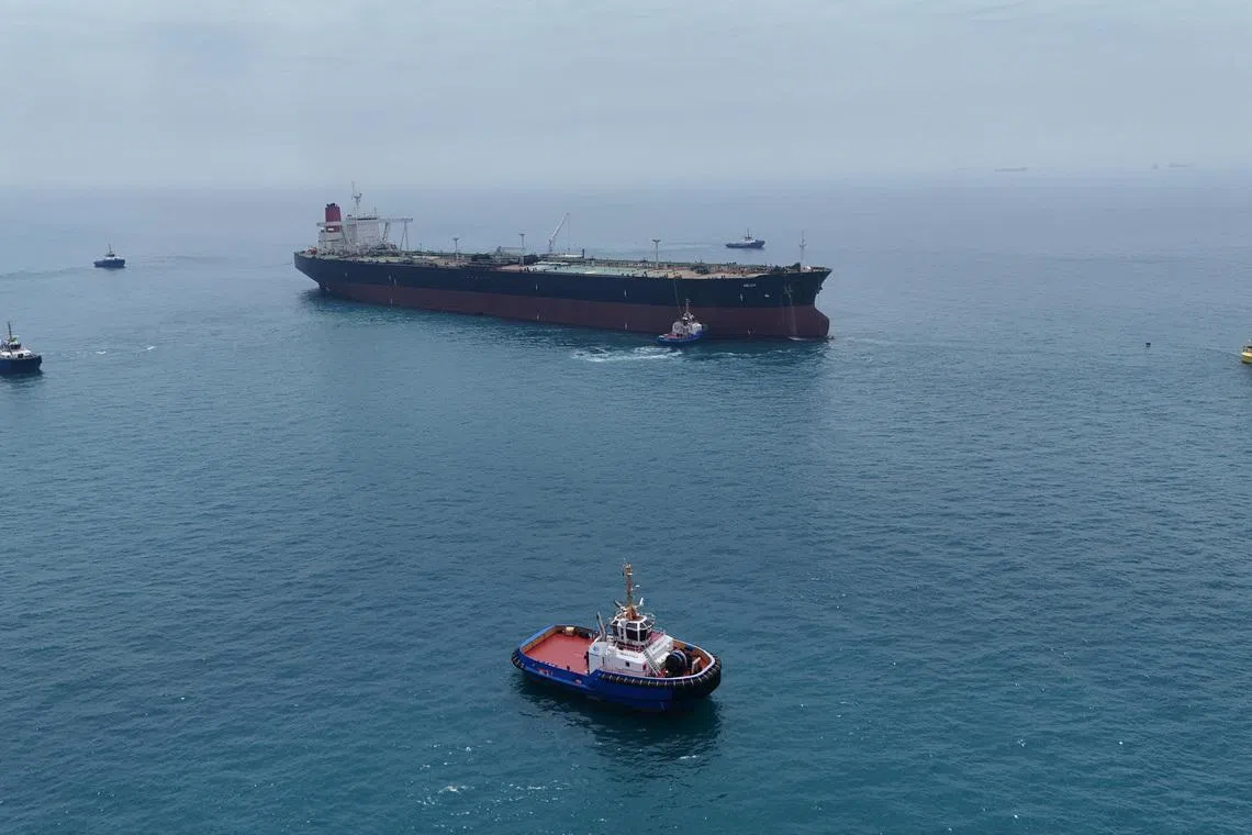 Only five ships pass through Strait of Hormuz in 24 hours