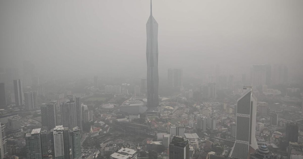 Haze in Malaysia: Schools to close, public gatherings halted if API exceeds 200