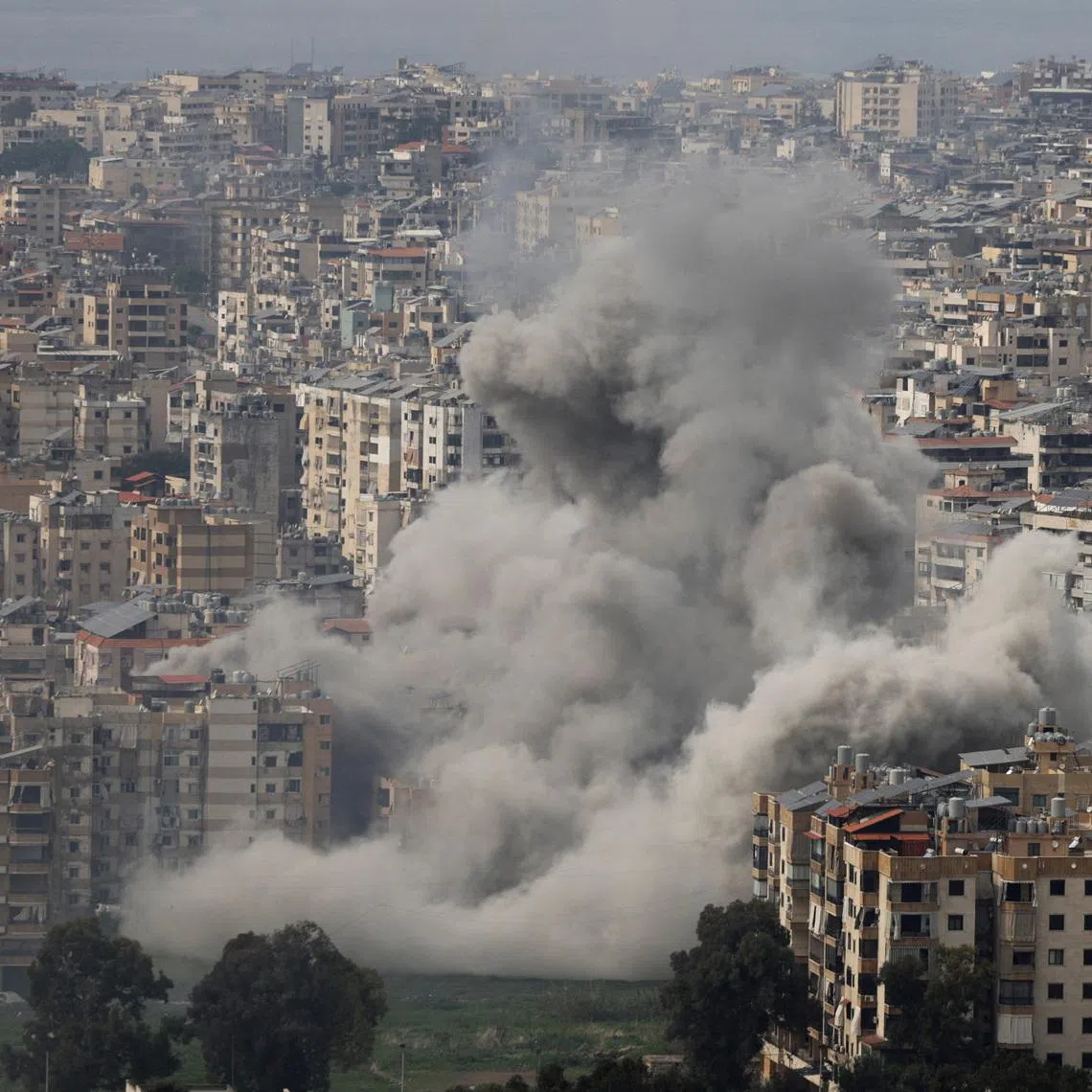 Smoke rises after an Israeli strike on Beirut's southern suburbs, following an escalation between Hezbollah and Israel amid the U.S.-Israeli conflict with Iran, Lebanon, March 6, 2026. REUTERS/Khalil Ashawi