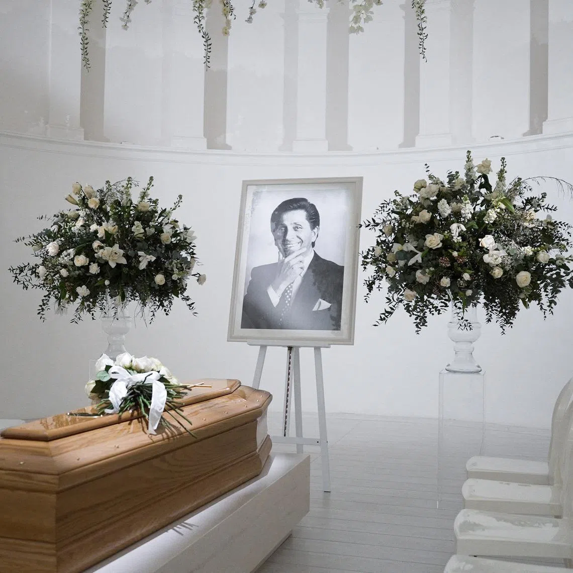 This handout picture released on Jan 21, 2026 by fashion house Valentino's Press Office shows the coffin of Italian fashion designer Valentino Garavani lying-in-state at the PM23 - Valentino Garavani and Giancarlo Giammetti Foundation in Rome., Italy. 