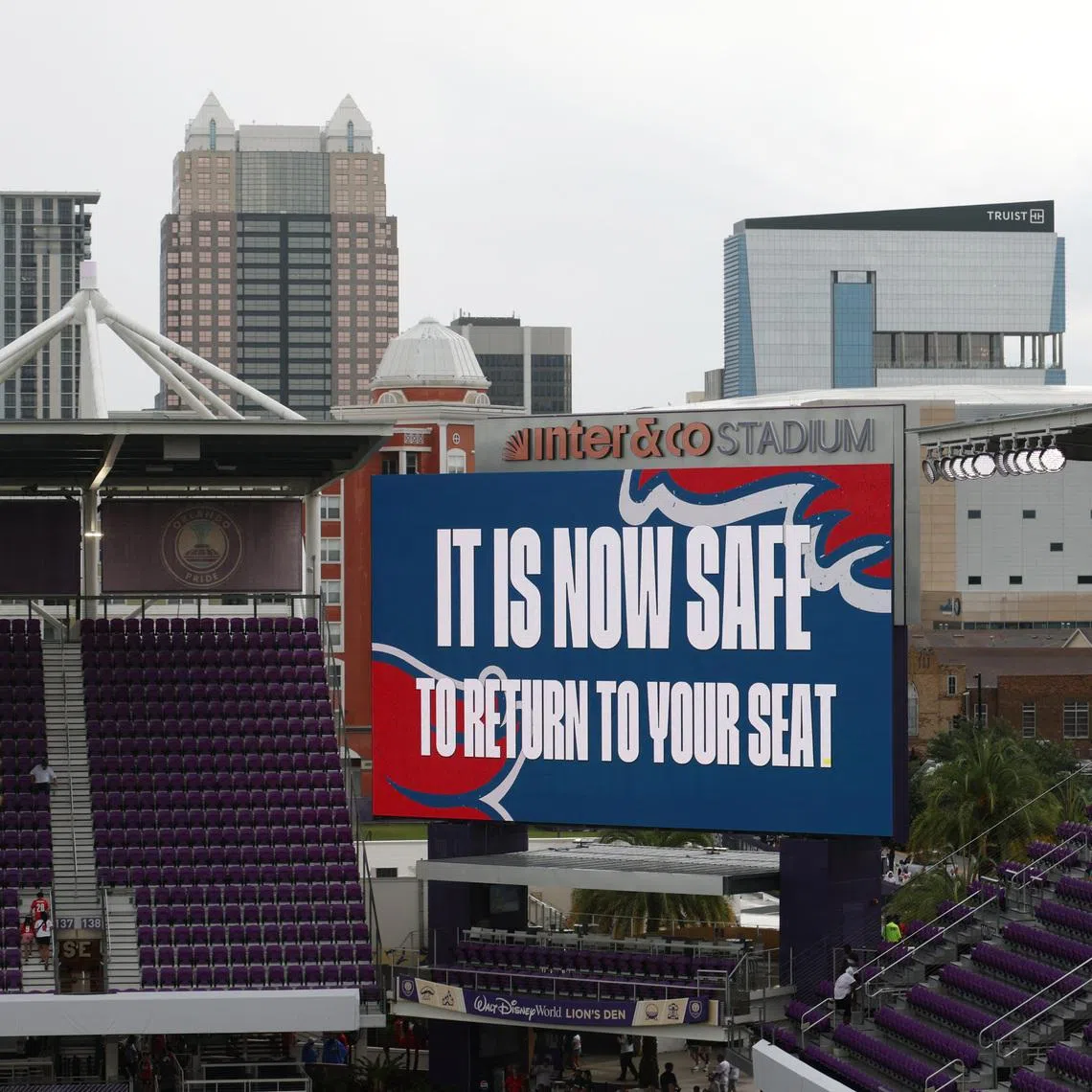 Soccer Football - International Friendly - England v Costa Rica - Inter&Co Stadium, Orlando, Florida, U.S. - June 10, 2026 A big screen inside the stadium displays a message as the scheduled start of the match is delayed due to weather conditions IMAGN IMAGES via Reuters/Nathan Ray Seebeck