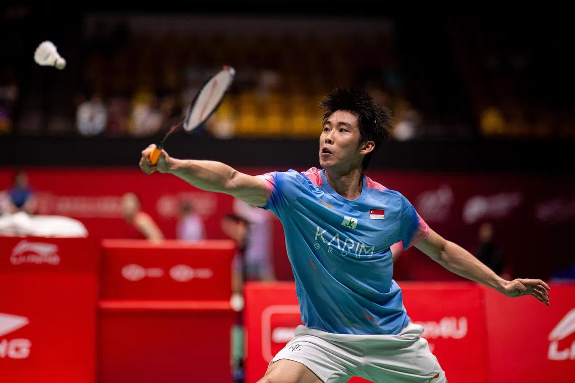 Singapore's Loh Kean Yew lost 21-18, 9-21, 29-27 to Frenchman Christo Popov in the Hong Kong Open men's singles quarter-final.