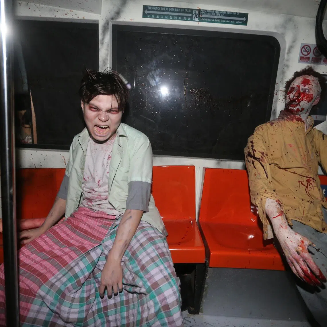 Ghosts on the MRT? In 2015, Universal Studios Singapore’s Halloween Horror Nights attraction collaborated with horror writer Russell Lee to create an MRT-themed haunted house based on his celebrated ghost story series.