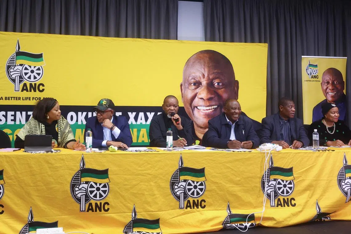 ANC's President Cyril Ramaphosa looks with members of the National Executive Committee (NEC), Deputy President Paul Mashatile, Gwede Mantashe, Fikile Mbalula, Nomvula Mokonyane and Dr Gwen Ramokgopa during a meeting looking at options to form a new South African government, its Secretary-General Fikile Mbalula said in Boksburg, in the East of Johannesburg, South Africa, June 6, 2024. REUTERS/Siphiwe Sibeko