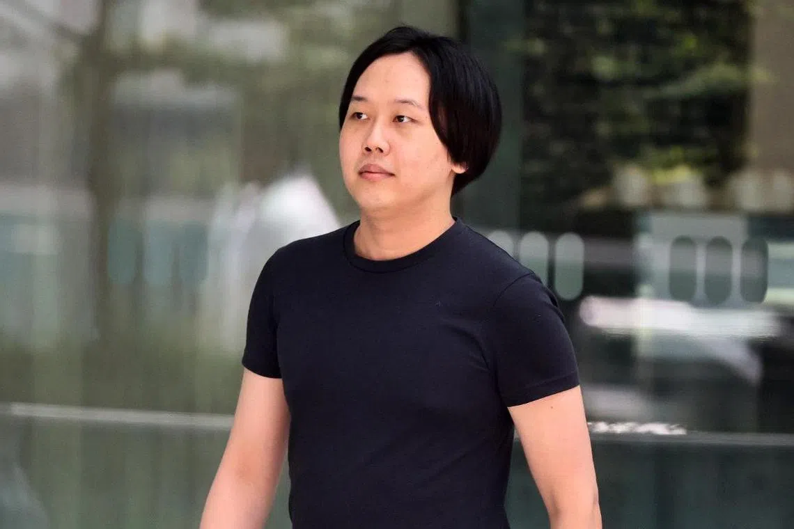 Jonathan Ong Jun Jie recorded the incident at a Cheers outlet at Lau Pa Sat hawker centre in Raffles Quay in Jan 2023. 