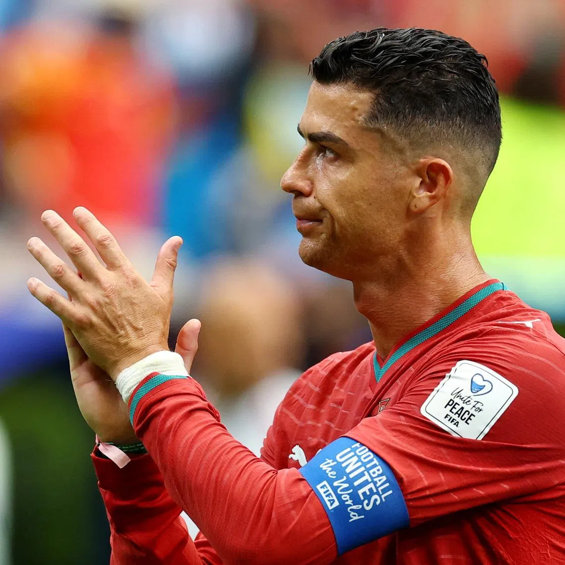 Soccer Football - FIFA World Cup 2026 - Group K - Portugal v DR Congo - Houston Stadium, Houston, Texas, U.S. - June 17, 2026 Portugal's Cristiano Ronaldo applauds their fans after the match REUTERS/Phil Noble