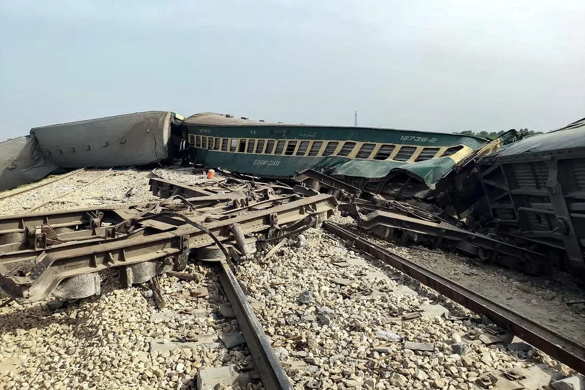 The derailment happened near Sahara railway station in the city of Nawabshah in the southern Sindh province.