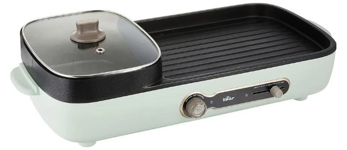 Bear Steamboat with BBQ Grill