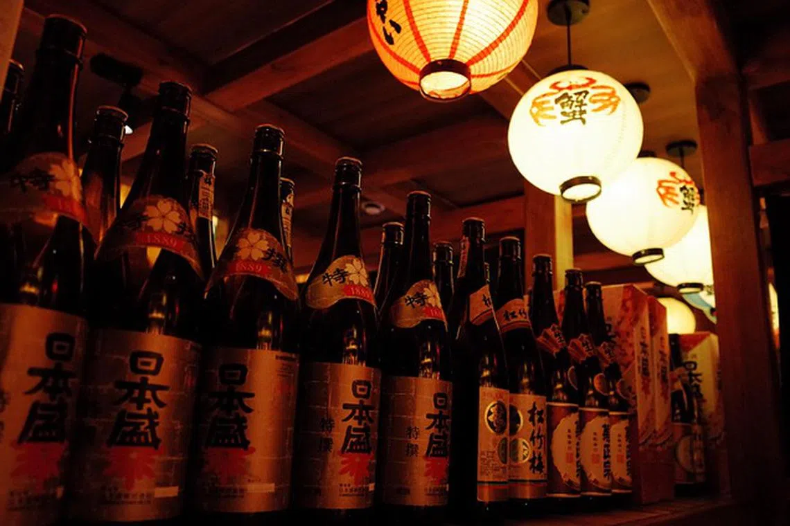 Shochu is being rebranded for international palates as domestic alcohol consumption continues to decline. Its overseas growth is being driven by the end of pandemic-era restrictions, global interest in Japanese spirits, and the potential for food pairing. 