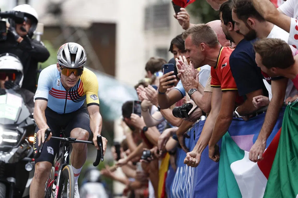 Paris 2024 Olympics - Road Cycling - Men's Road Race - Paris, France - August 03, 2024. Remco Evenepoel of Belgium in action. REUTERS/Benoit Tessier