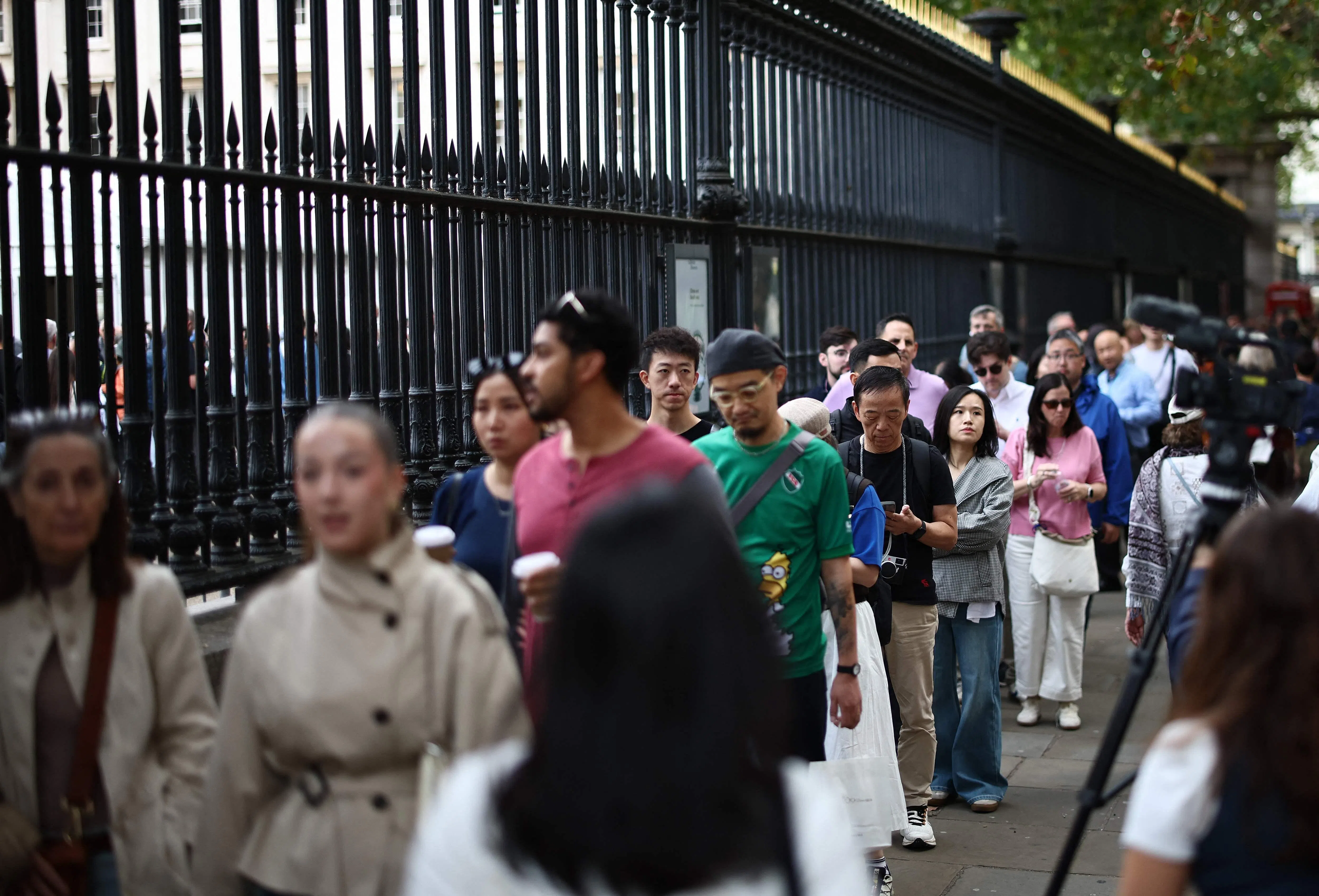 People queuing to enter the British Museum in London on Sept 10, on the first day of the Bayeux Tapestry exhibition.