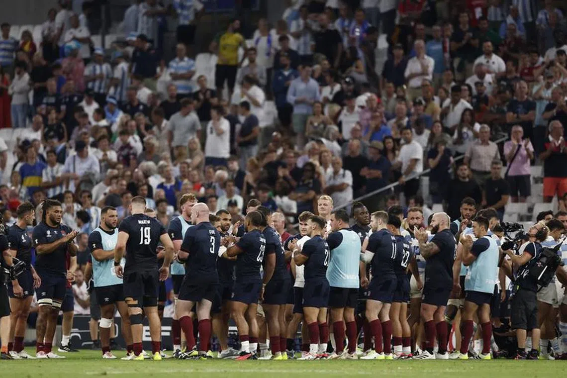 Rugby Union - Rugby World Cup 2023 - Pool D - England v Argentina - Orange Velodrome, Marseille, France - September 9, 2023 England form a guard of honour for the Argentina players after the match REUTERS/Benoit Tessier