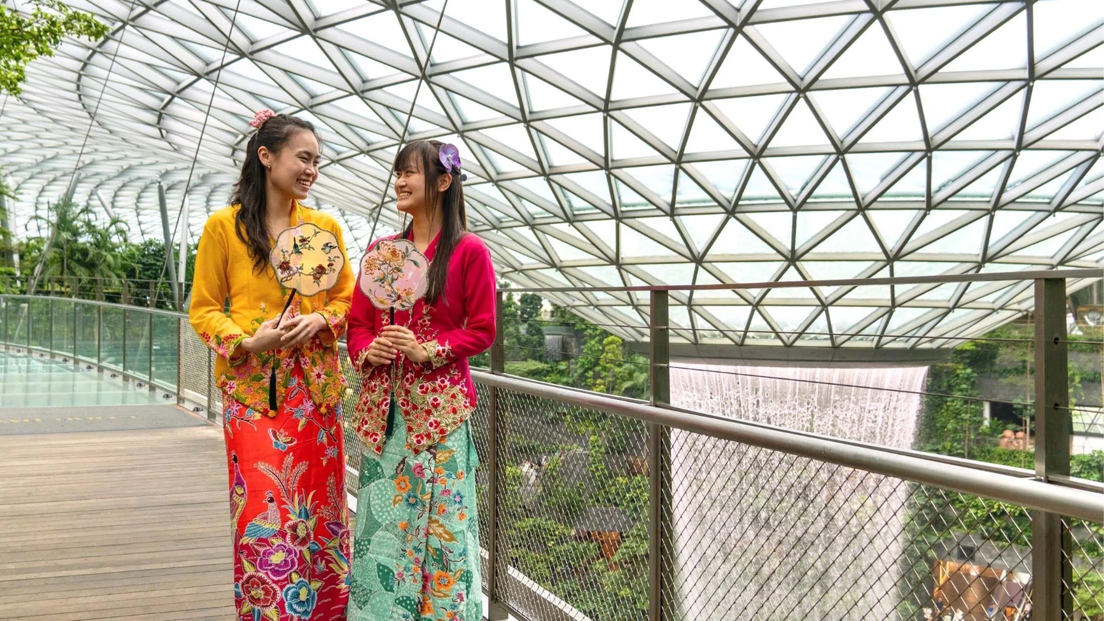 Participants will get to have photos taken while trying on traditional Peranakan attire.