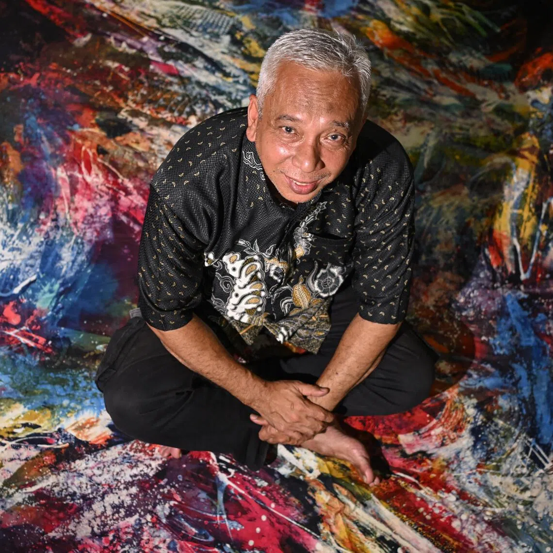 Mr Ika Zahri Sarkasi, batik artist and son of the late Sarkasi Said.
