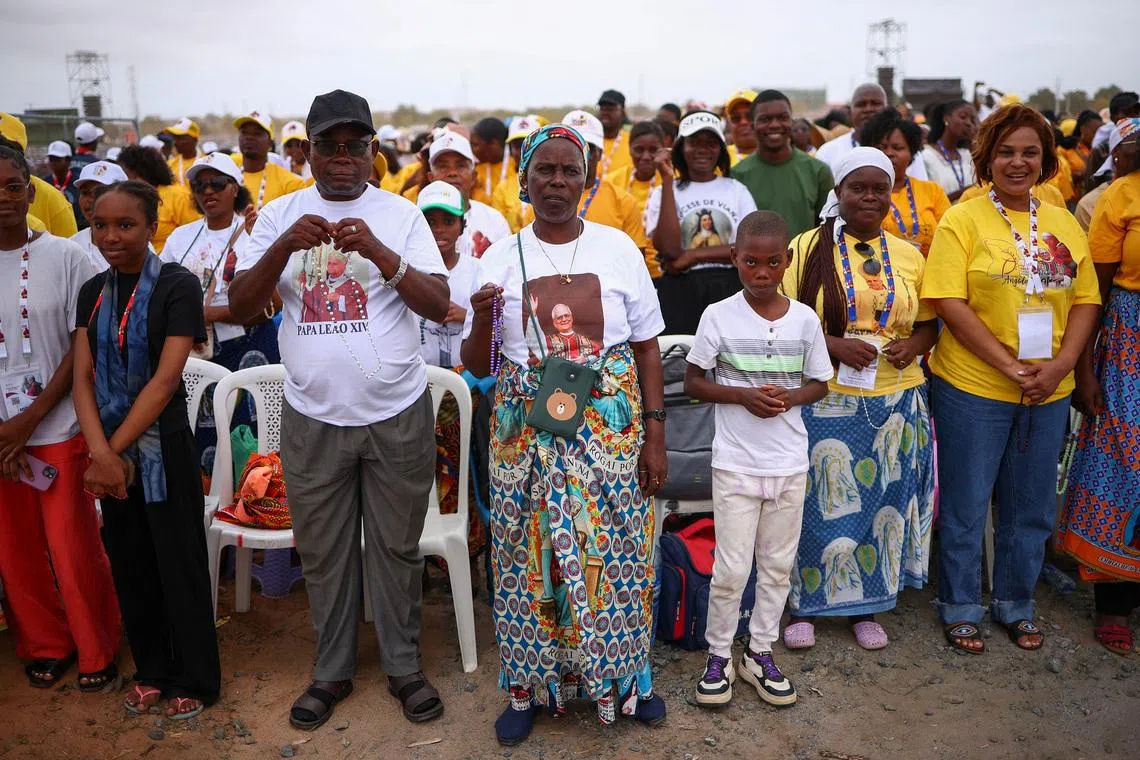 Tens of thousands gather outside Angolan capital for Pope Leo mass