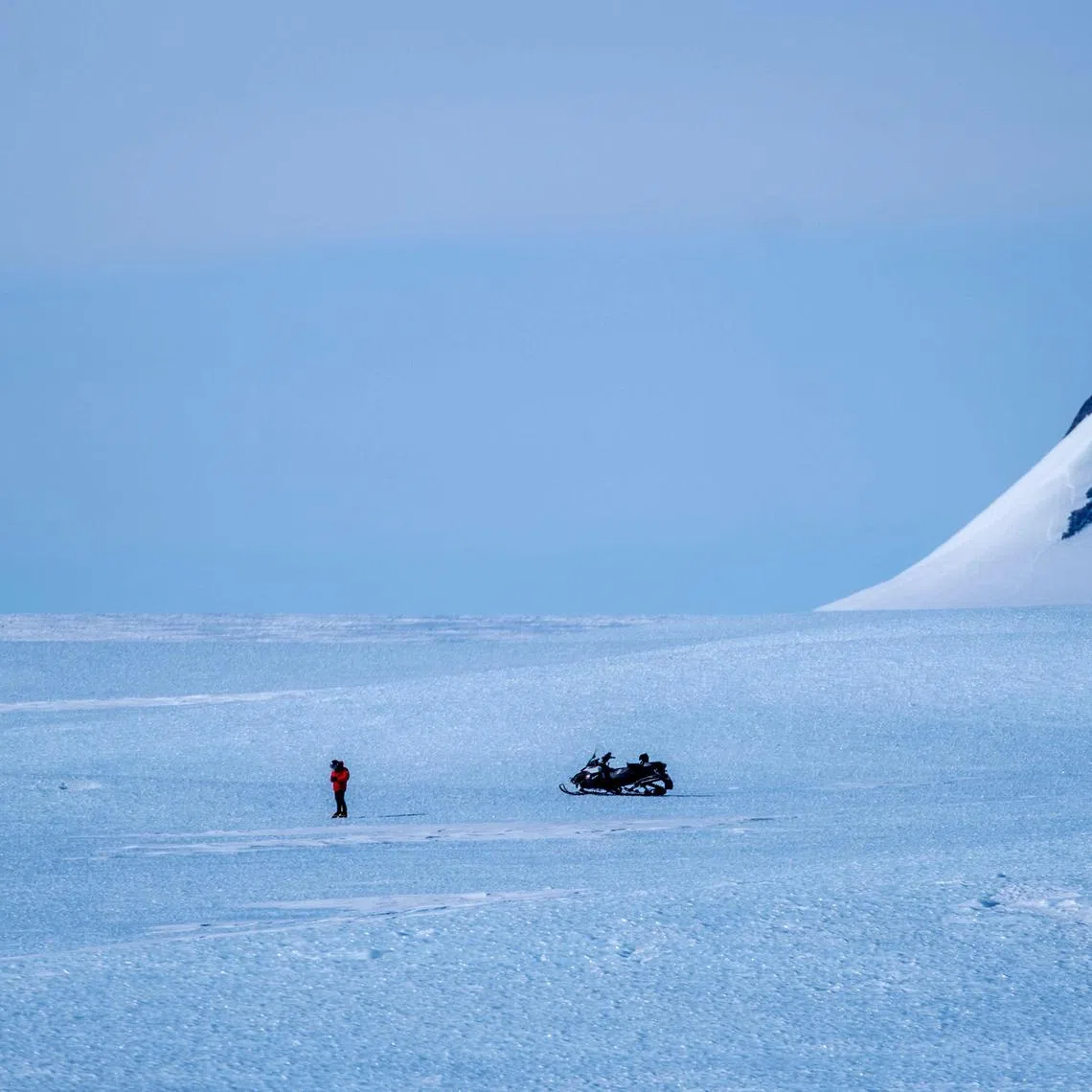In Antarctic areas where humans have been active, the concentration of fine particles containing heavy metals is 10 times higher than it was 40 years ago.