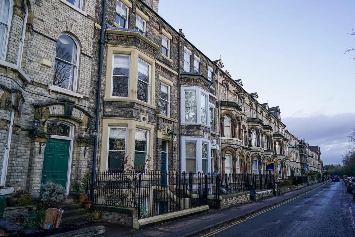 The Resolution Foundation, a think-tank, says that UK households will be £2,100 worse off in 2023 compared with last year.