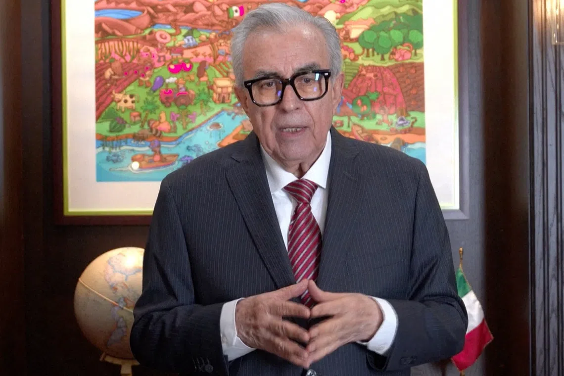 Mexico president says Sinaloa governor's brief return to office was 'not appropriate'