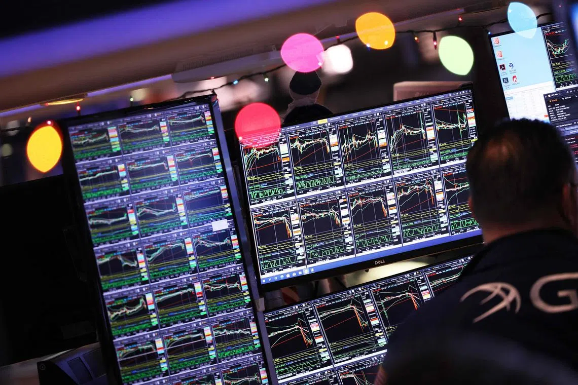 A big factor that could determine how 2023 shapes up for global equity markets is the global economy.