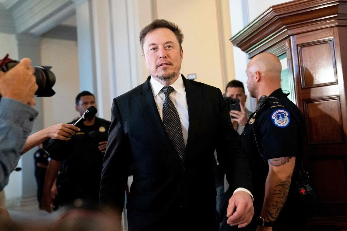 Tesla investors have signed off on a US$1 trillion stock award for chief executive Elon Musk.