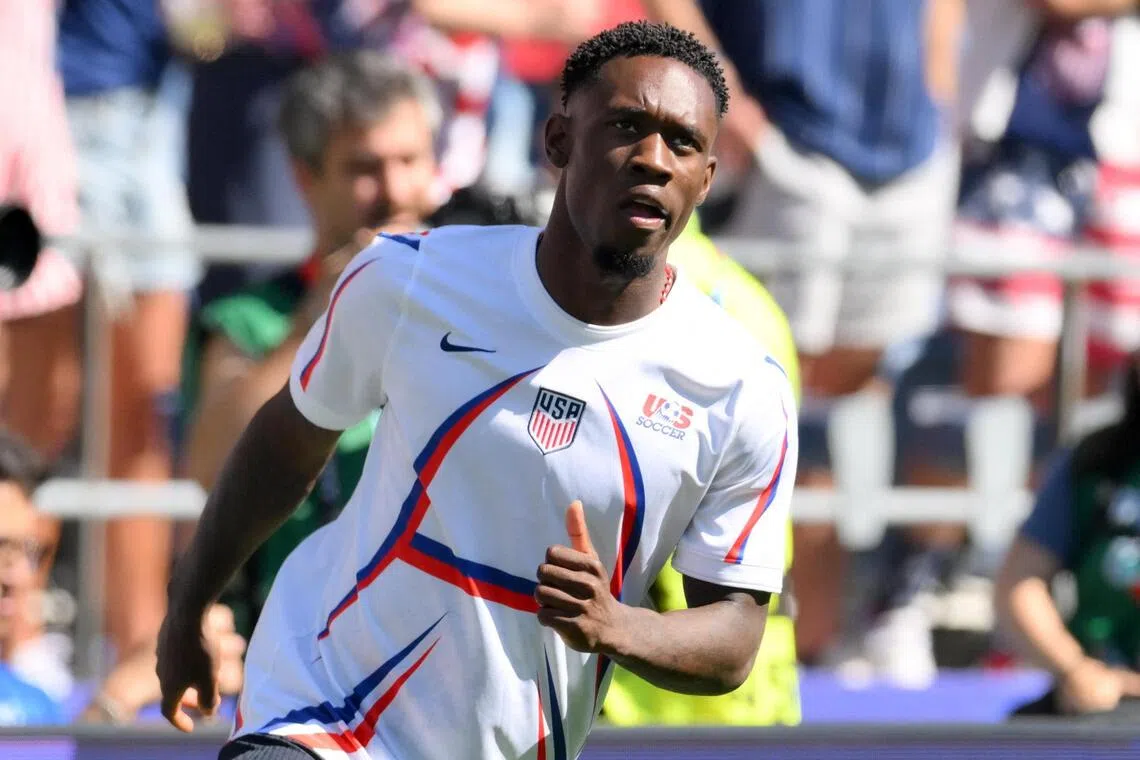 American Folarin Balogun warming up during the World Cup in North America.