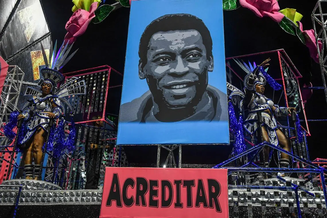 The late Pele is now a word in the Portuguese edition of the Michaelis dictionary.