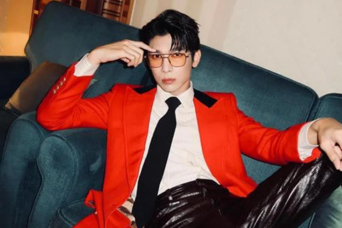 Thai actor Mew Suppasit Jongcheveevat (pictured) got fans into a bit of a frenzy after he posted several tweets explaining his relationship with his onscreen partner Gulf Kanawut Traipipattanapong.
