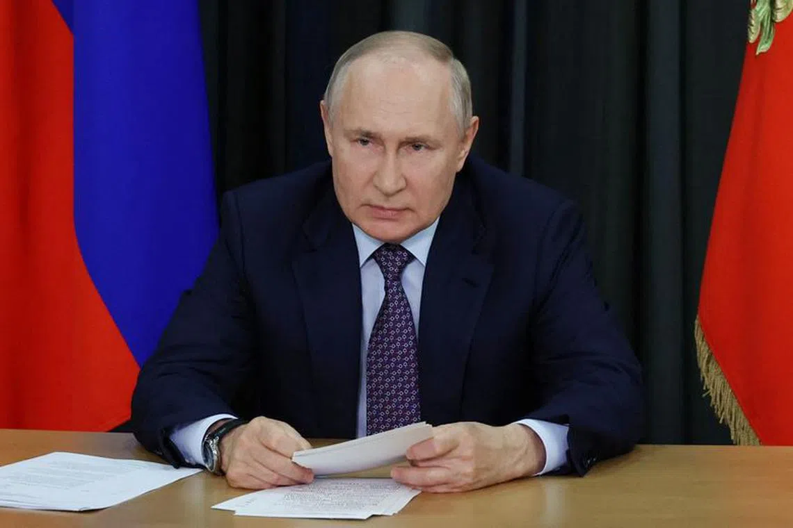 FILE PHOTO-Russian President Vladimir Putin attends a meeting with the Pobeda (Victory) organizing committee via a video link in Sochi, Russia September 5, 2023. Sputnik/Mikhail Klimentyev/Kremlin via REUTERS/File Photo