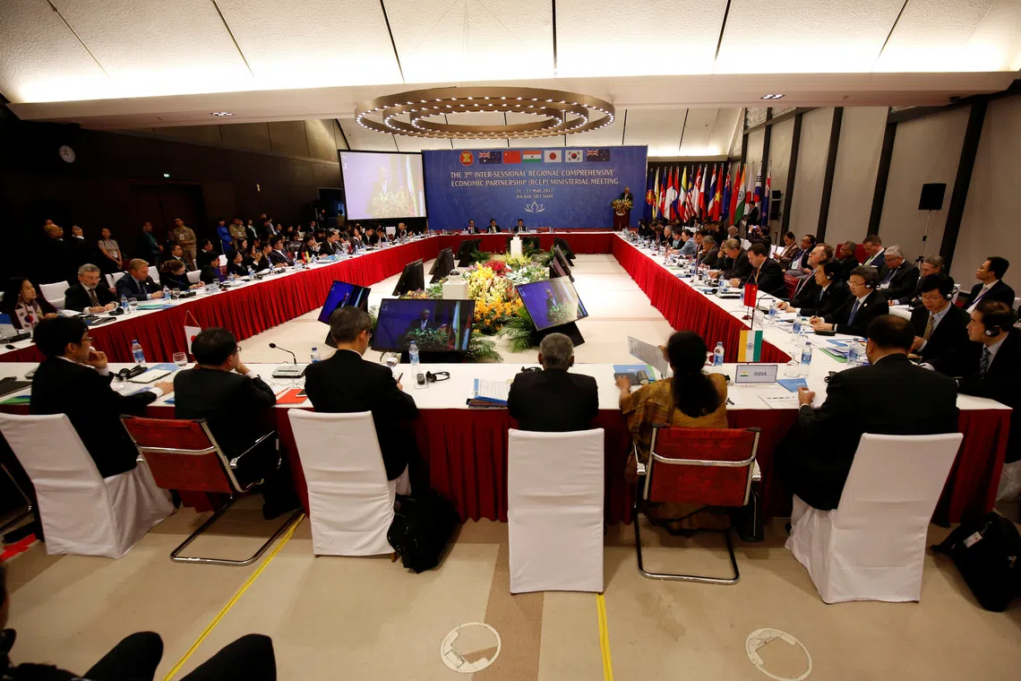 Trade ministers attend the 3rd Inter-sessional Regional Comprehensive Economic Partnership (RCEP) Ministerial Meeting in Hanoi, Vietnam May 22, 2017. REUTERS/Kham/File Photo