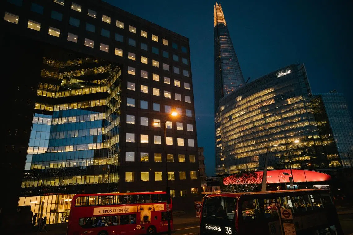The News Building, right, which houses The Sunday Times and other News Corporation titles, in London, on April 25, 2017. Years before becoming the PostÕs publisher, Will Lewis assigned an article based on stolen phone records, a former reporter said. (JosŽ Sarmento Matos/The New York Times)