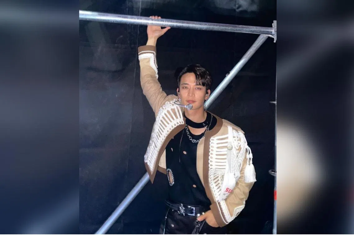 Minho of the K-pop group Shinee will release his first solo LP in November.