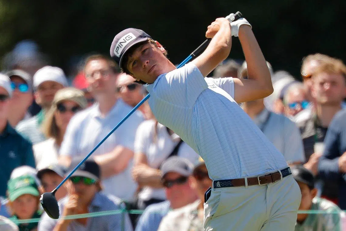 Golf - The Masters - Augusta National Golf Club, Augusta, Georgia, U.S. - April 9, 2026  Mason Howell of the U.S. watches his tee shot on the 17th hole during the first round REUTERS/Mike Blake