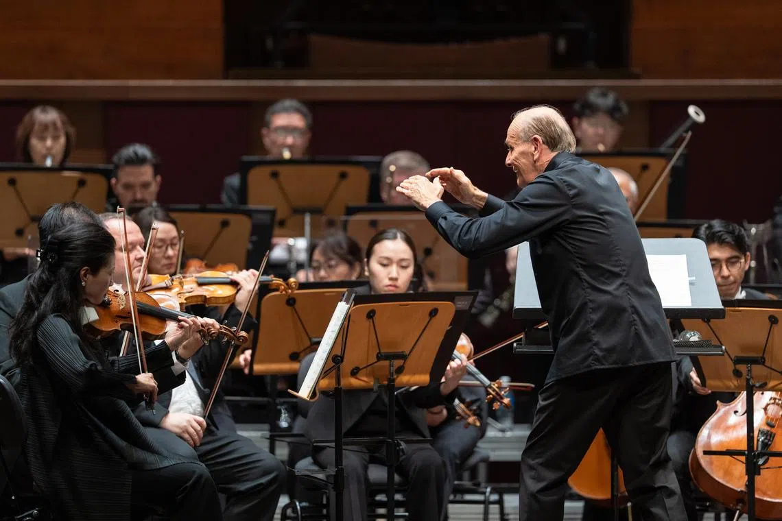 Russian pianist Polina Osetinskaya and conductor Gabor Takacs-Nagy delight audiences with Bach and Schumann