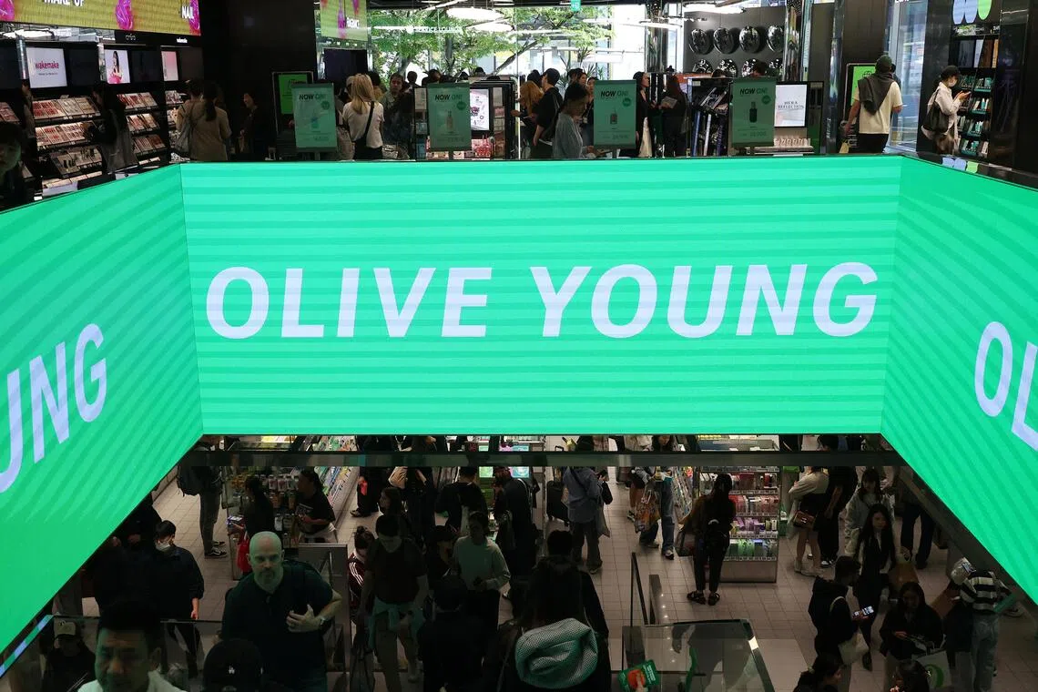 Quirky stationery, red ginseng: What tourists in South Korea are buying these days